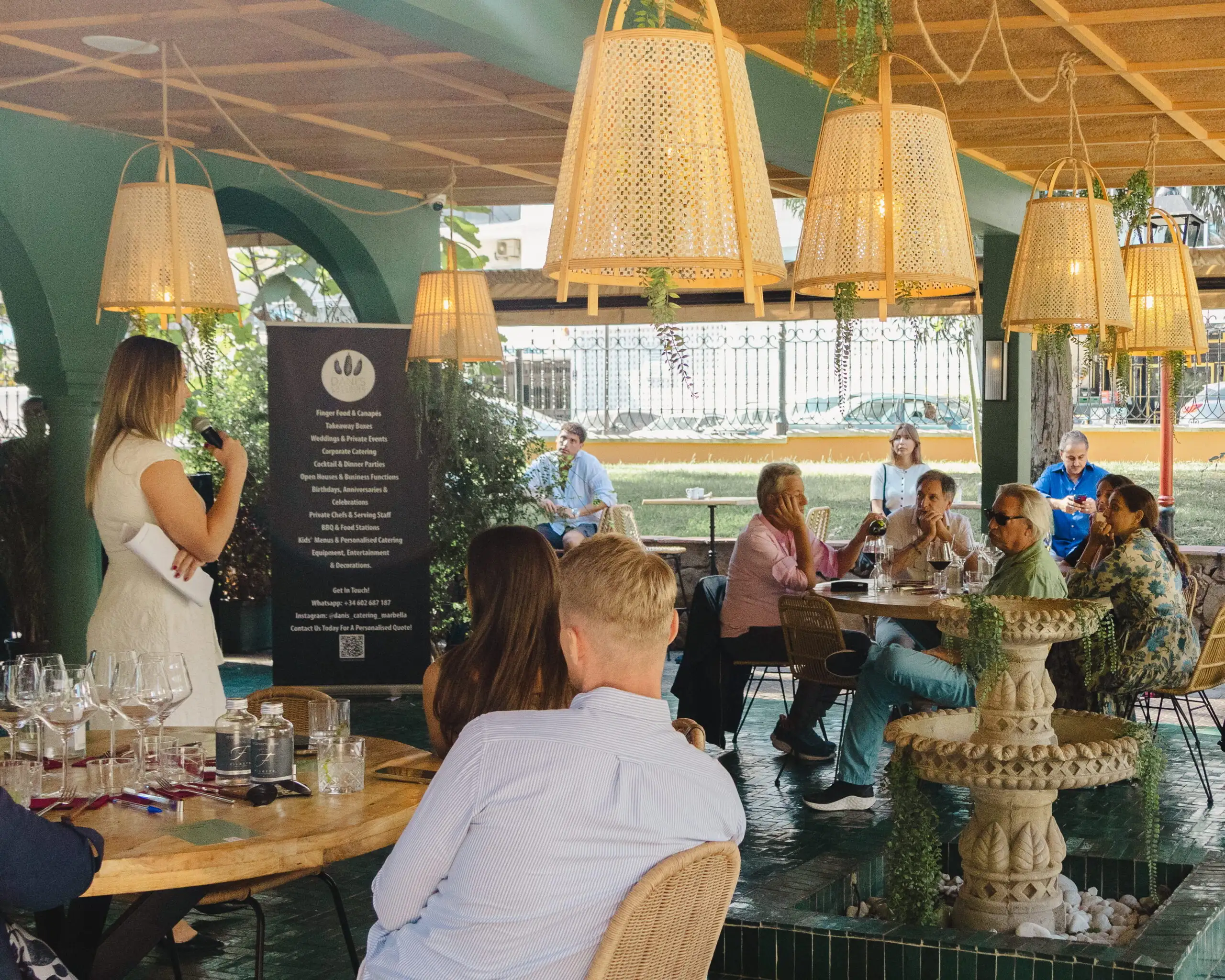 Dinner guests gathered at Jacare Marbella.